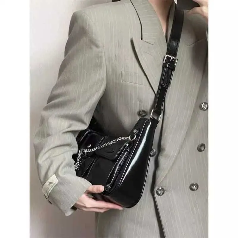 Fashionable Women's Shoulder Bag And Underarm Bag Set_voghion.com