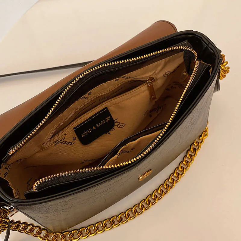 Simple Women's Leather Shoulder Fashion Chain Crossbody Small Square Bag Designer Brand Handbag Ladies Casual Totes_voghion.com