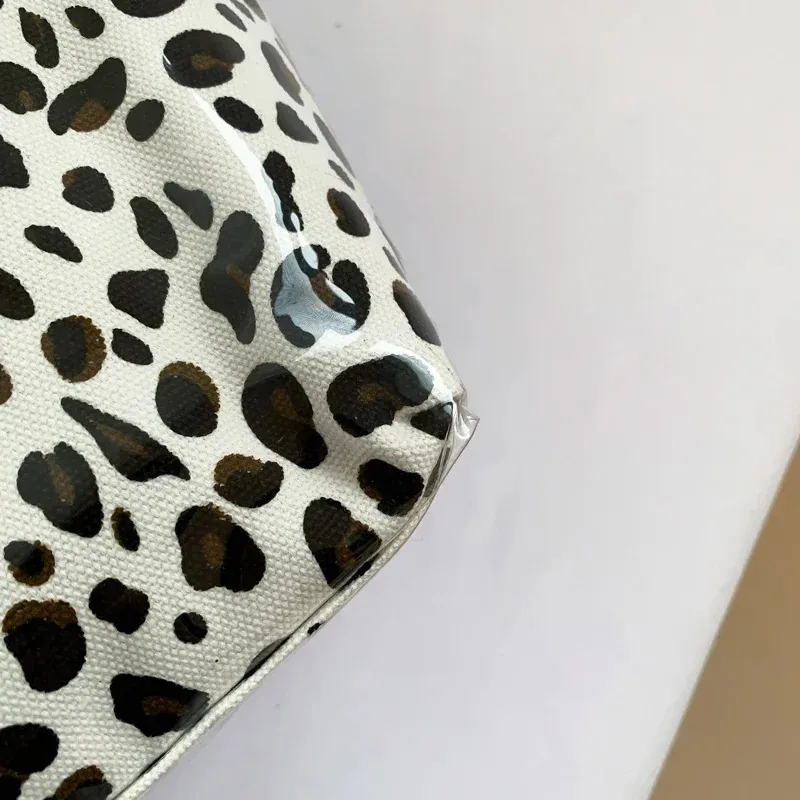 Fashion PVC Reusable Shopping Vintage Leopard Womens Large Capacity Waterproof Handbag Tote Beach Bag Travel 241115_voghion.com