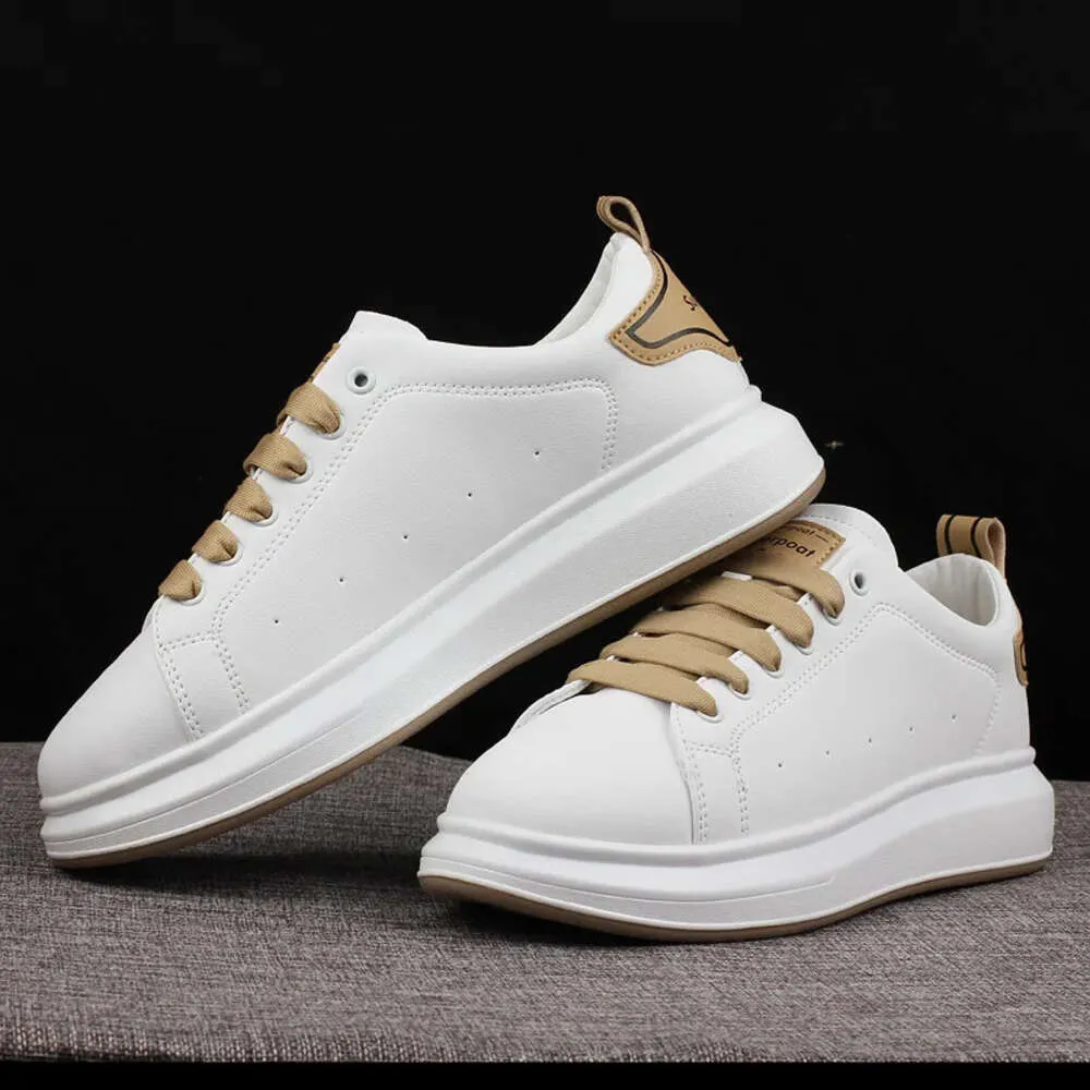 2023 Casual per uomo Uomo Running Traspirante Sport tavola Scarpe bianche Sneakers scarpe da tennis alla moda Calzature sportive_voghion.com