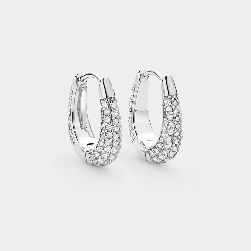 Pavé Original design, elegant and urious earrings_voghion.com