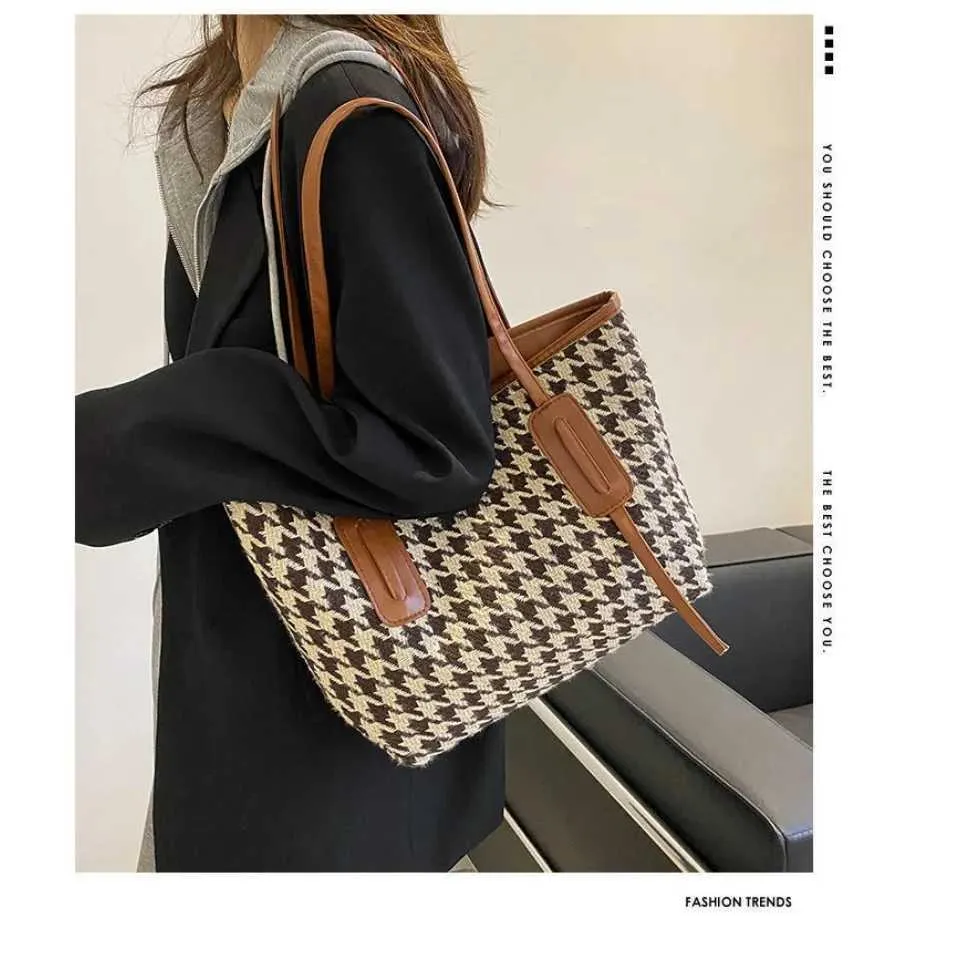 Fashionable Women's Shoulder Bag And Handbag In Houndstooth Style_voghion.com