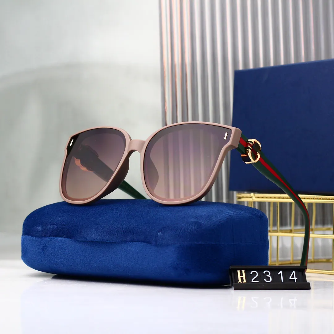 Designer Channel Cycle Lussuoso Moda Donna Uomo Occhiali da sole Diamond Square Parasole Crystal Shape Sun Pacchetto completo_voghion.com