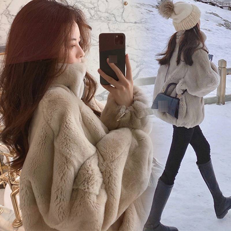 ​​Cozy Sherpa-Lined Short Coat – Plush Teddy Jacket For Women (US Sizes S/M/L/XL, Oversized Fit, Zip Closure, White/Coffee Options)​​