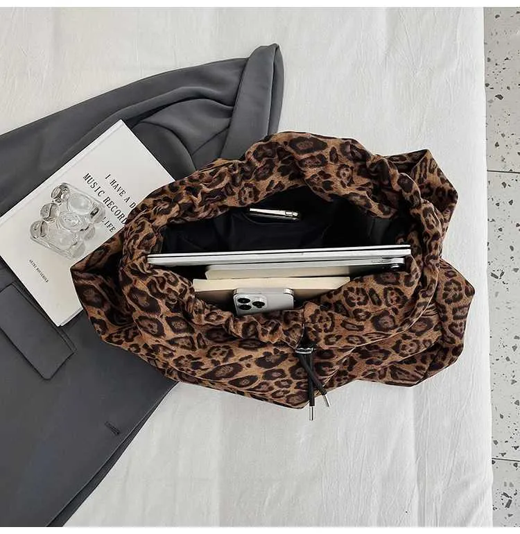 Grande leopardo Hobo donne moda tessuto spalla stile coreano grandi pacchetti nuovo nel 2024 inverno borse shopper casual_voghion.com