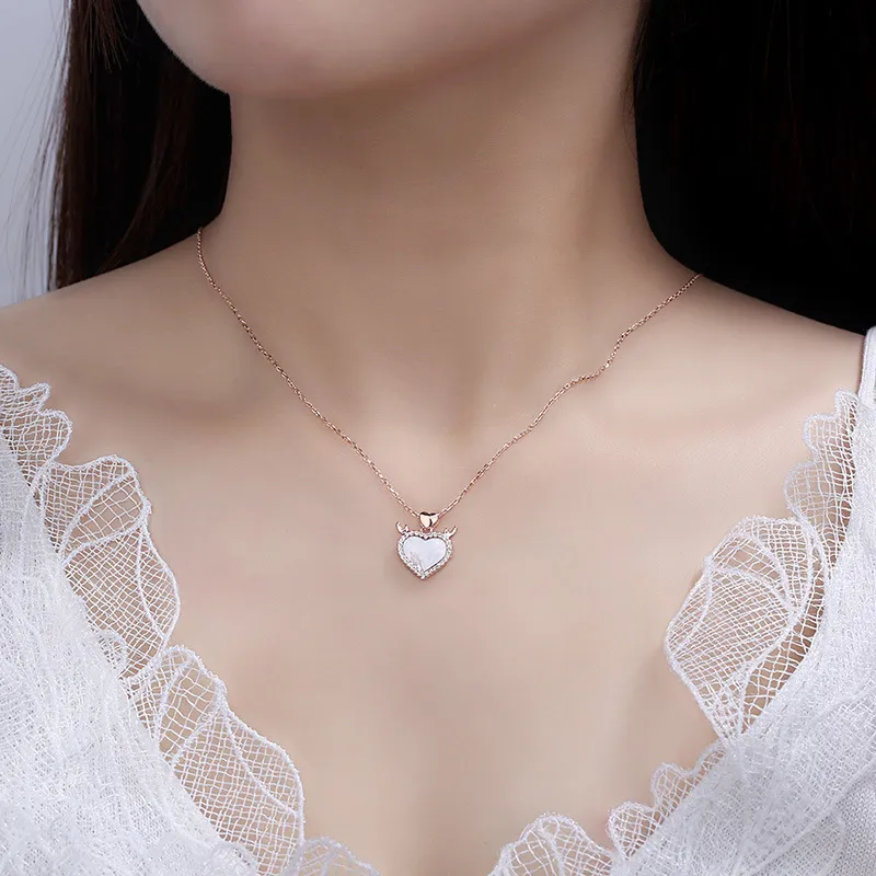 Sterling Love Necklace Rose Devil Antlers Red Agate Pendant_voghion.com