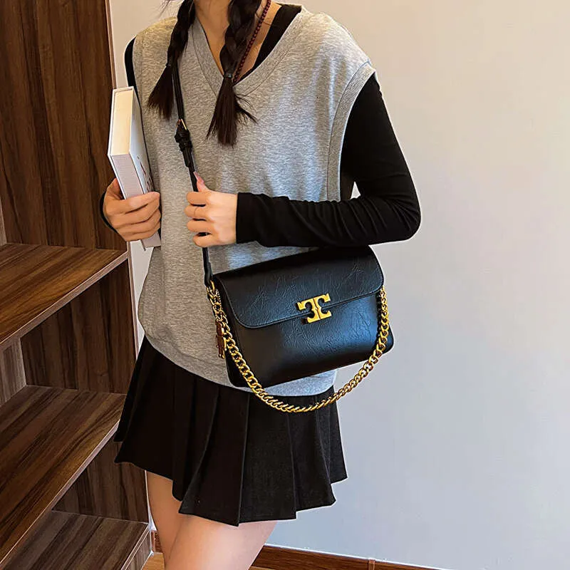 Simple Women's Leather Shoulder Fashion Chain Crossbody Small Square Bag Designer Brand Handbag Ladies Casual Totes_voghion.com