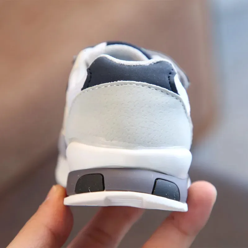 Printemps Automne Respirant Sport Garçons et Filles Semelle Souple Antidérapant Course Bébé Bottes Chaussures de Marche Enfants 240627_voghion.com