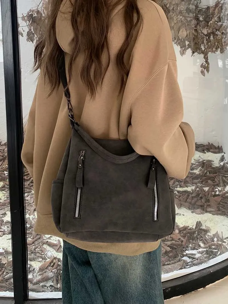 Sacs à bandoulière décontractés en cuir givré solide pour femmes de grande capacité pour l'automne et l'hiver_voghion.com