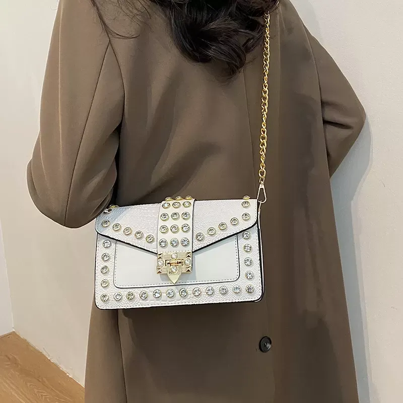 2023 Top-Marke Schulter für Frauen Hohe Qualität PU Unterarm Nette Geldbörsen und Handtaschen Designer Lock Menger_voghion.com