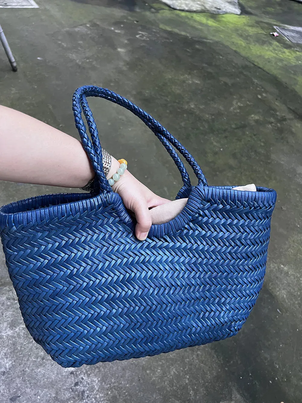 100 % natürliche Rindsleder Weben Handtaschen Mode Kleine Manuelle Hand Made Damen Gewebte Handtasche Exquisite Tote Dating Shopping_voghion.com