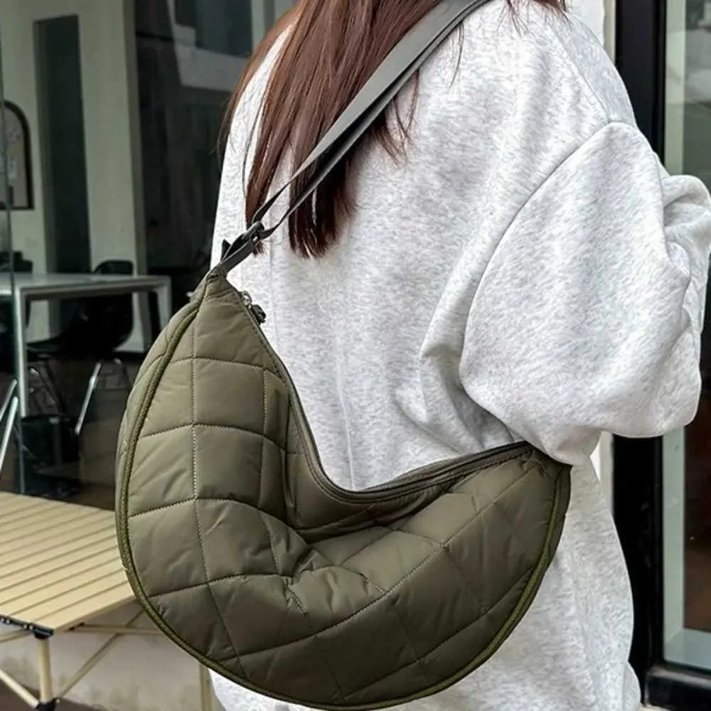 Borsa a tracolla in nylon con tracolla regolabile, imbottita, trapuntata, a quadri, portatile, tinta unita_voghion.com