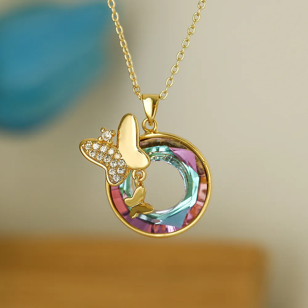 Colliers pendentifs délicats de haute qualité pour femmes/filles, couleur or, papillon avec rangée de pierres CZ, bijoux élégants et bling-bling, cadeau_voghion.com