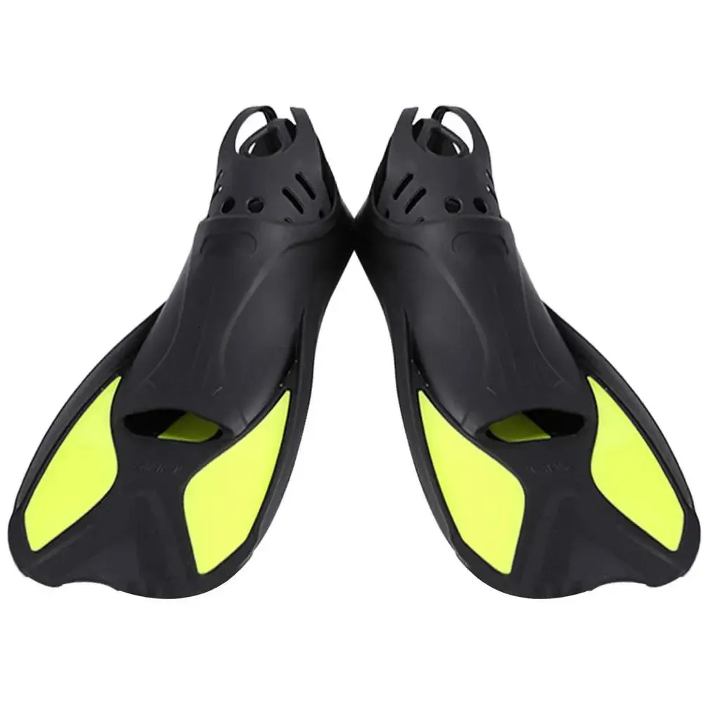 Draagbare snorkelvinnen Scuba Flippers Antislip duikvin Volledige voet zwemvliezen Beginnerszwemuitrusting 240615_voghion.com