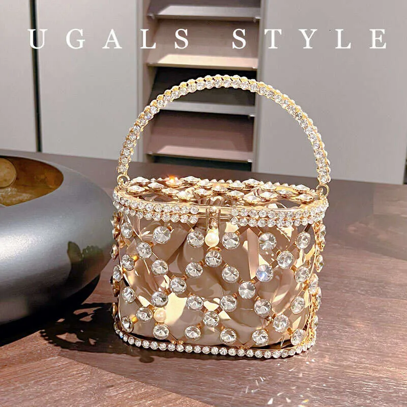 Designer aushöhlen Gold Metall Käfig Kristall glänzend Rhie Dia Abend Hochzeit Party Kupplung Geldbörse Umhängetasche_voghion.com