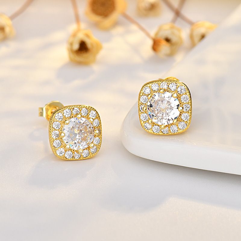 Boucles d'oreilles trois pièces en zircon rond, quatre griffes carrées, tempérament de niche, style léger, forme de cœur haut de gamme_voghion.com