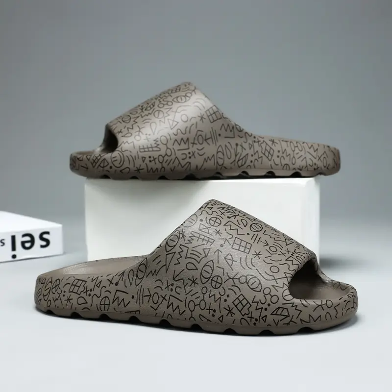 Pantoufles homme confortables pour la maison et la plage_voghion.com