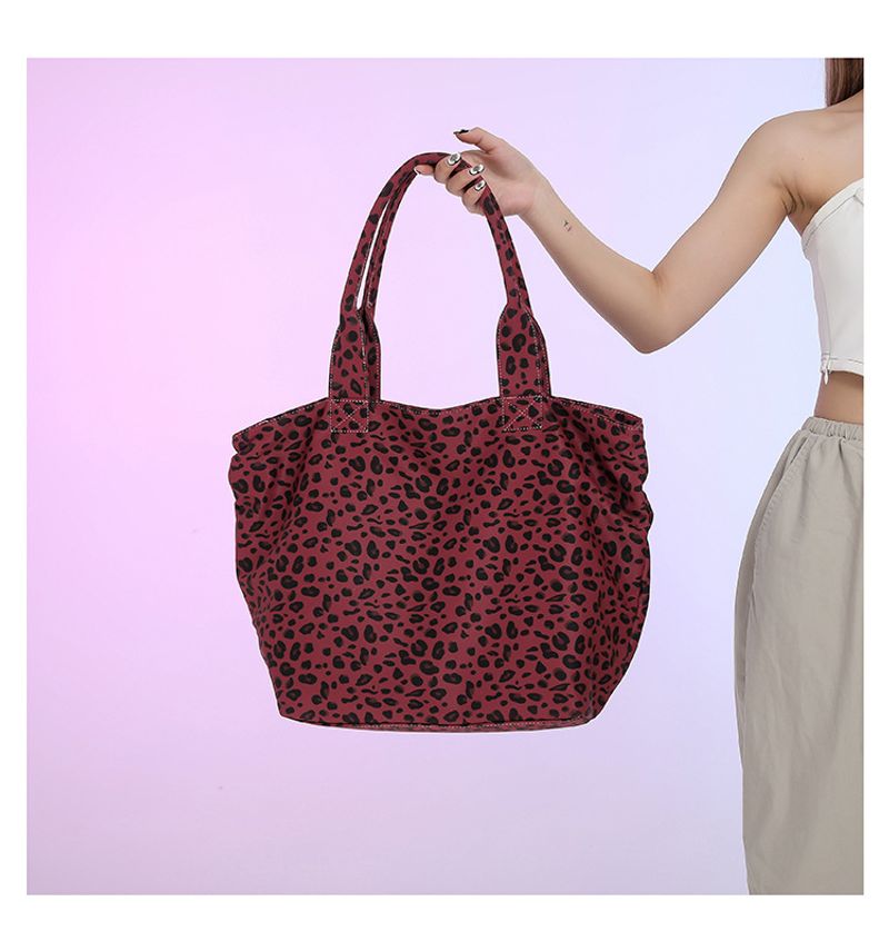 2024 versione coreana Ins Wind große Kapazität Leopardenmuster Tasche Damen neue Modeliterarische_voghion.com