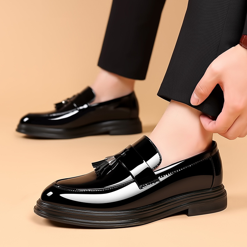 Cuero para vestido de negocios de otoño, zapatos de boda y novio negros informales de gran tamaño con suela suave