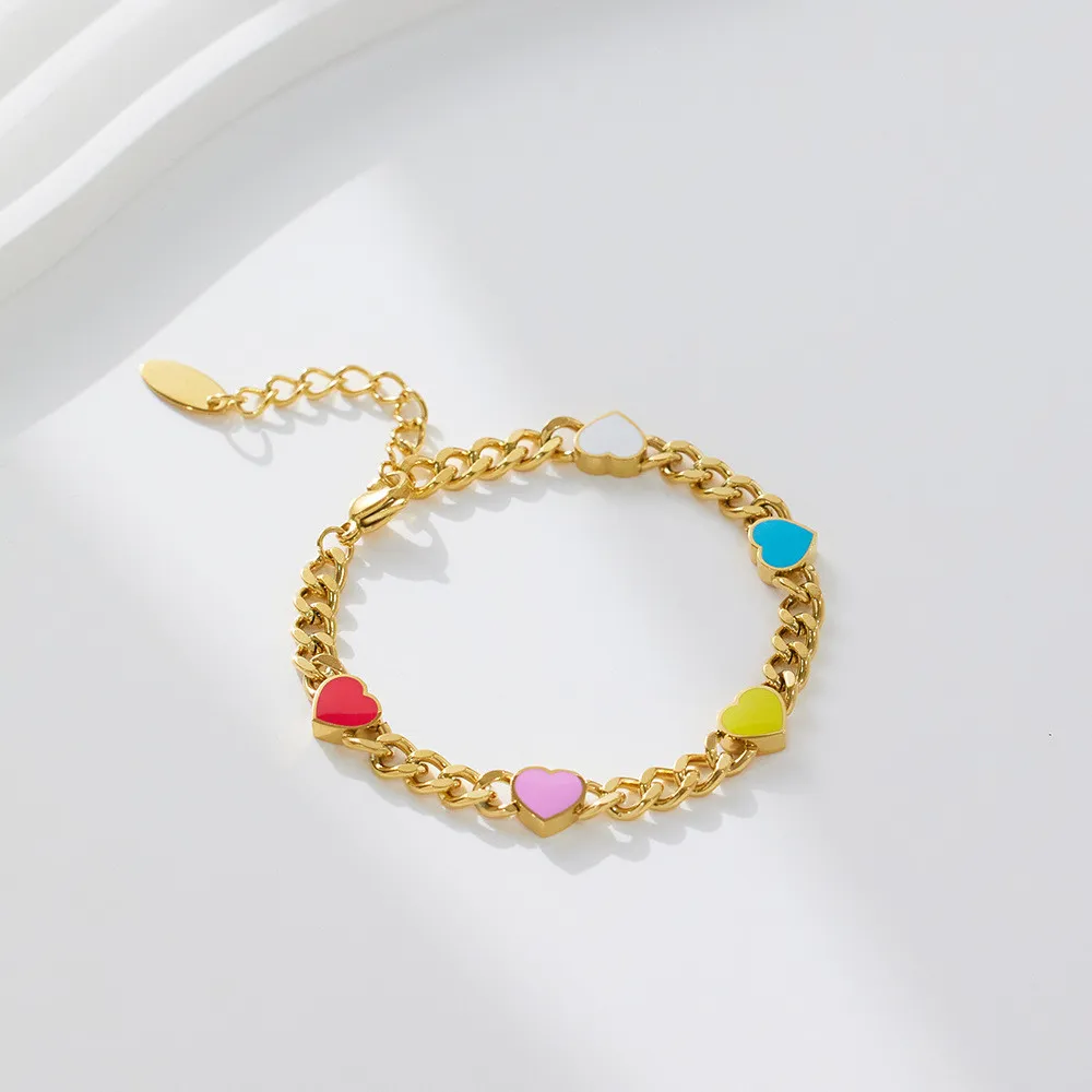 Bracciale a catena con ciondolo a cuore smaltato in titanio donna_voghion.com