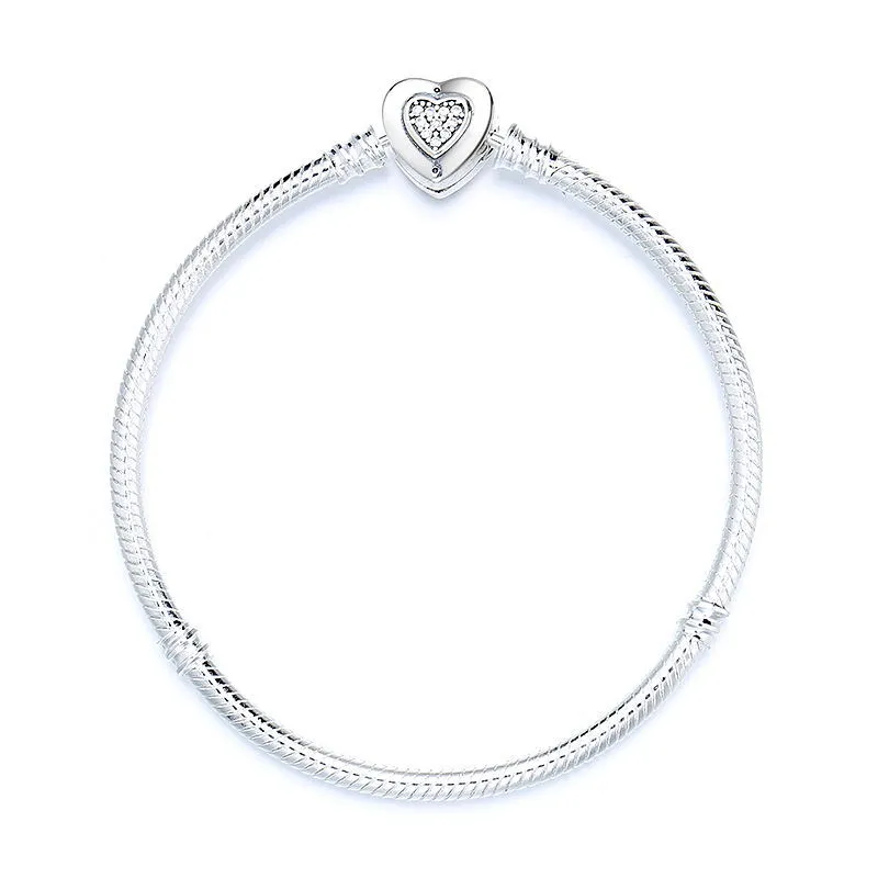 Heart Charm Bracelet With Sterling Silver And Crystal Elements_voghion.com