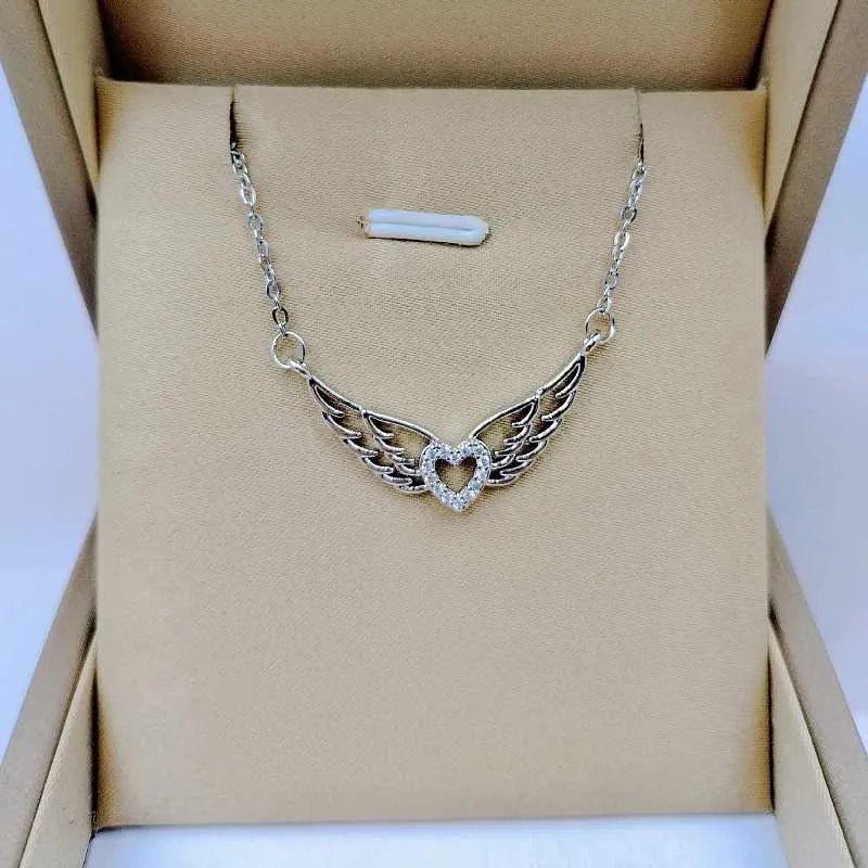 Halsband Mode Charm Ängelvinge Halsband Klassisk Personlighet Hjärtformad Mångsidig Hänge Utsökt Nyckelbenskedja_voghion.com