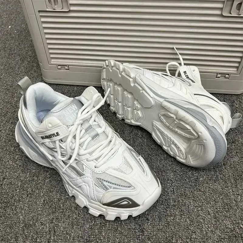 Size 41 42 Womens Casual Sports Men Stylish Brand Design Ladies Chunky Sneakers Thick Sole Tennis Shoes 43 44 Big_voghion.com