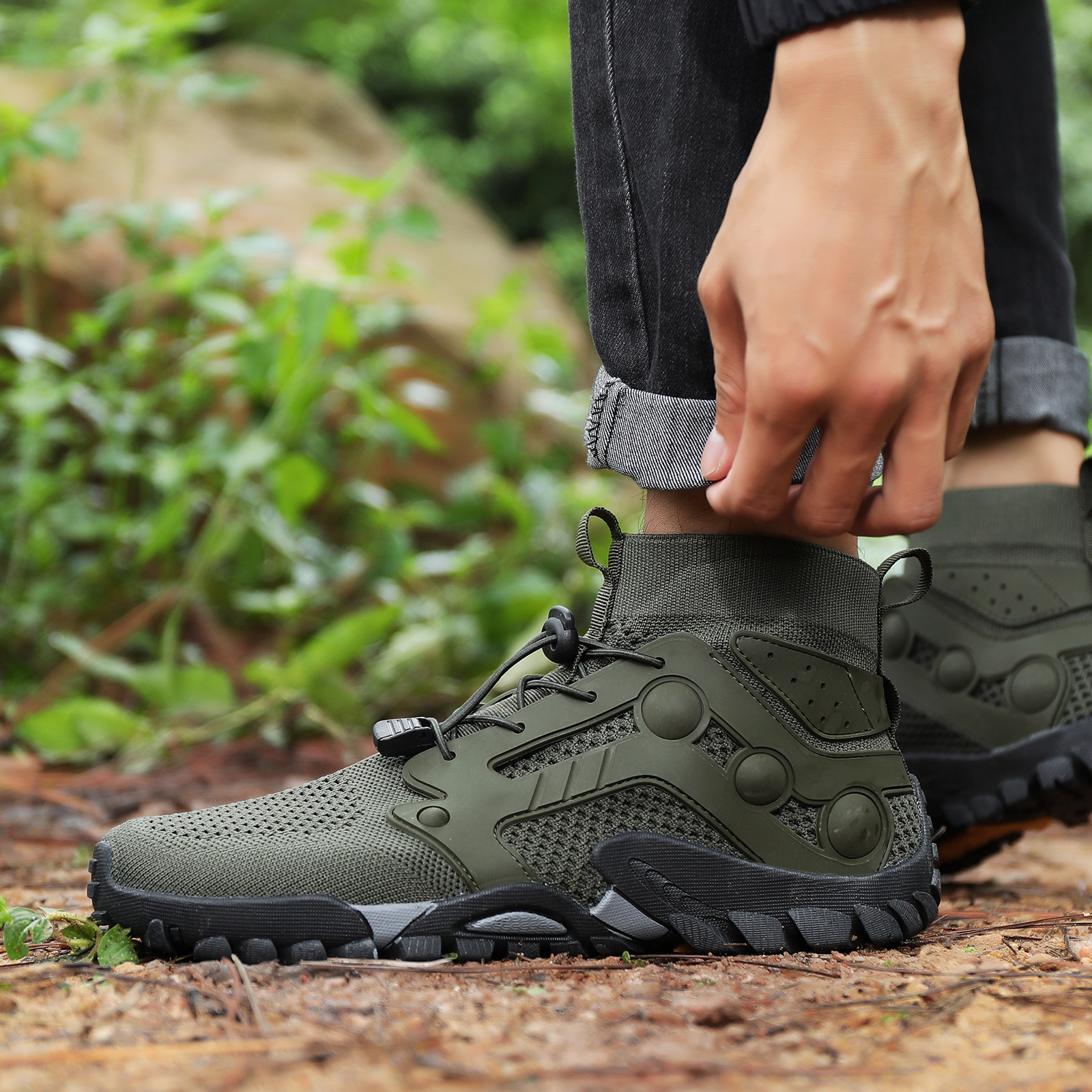 Outdoor and Women's Creek Tracing Men's Lightweight Non slip Mountaineering Hiking Shoes  Breathable Quick Drying_voghion.com