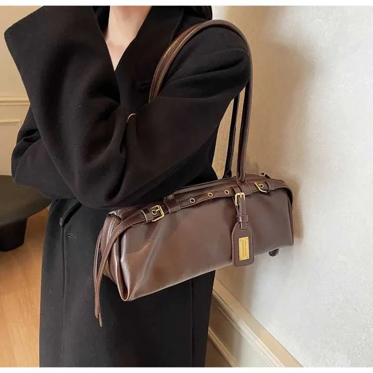 Pu-Kissentaschen für Frauen, einfarbig, weiches Leder, Schultertasche für Damen, vielseitige Schulranzen, Unterarmtaschen für Damen_voghion.com