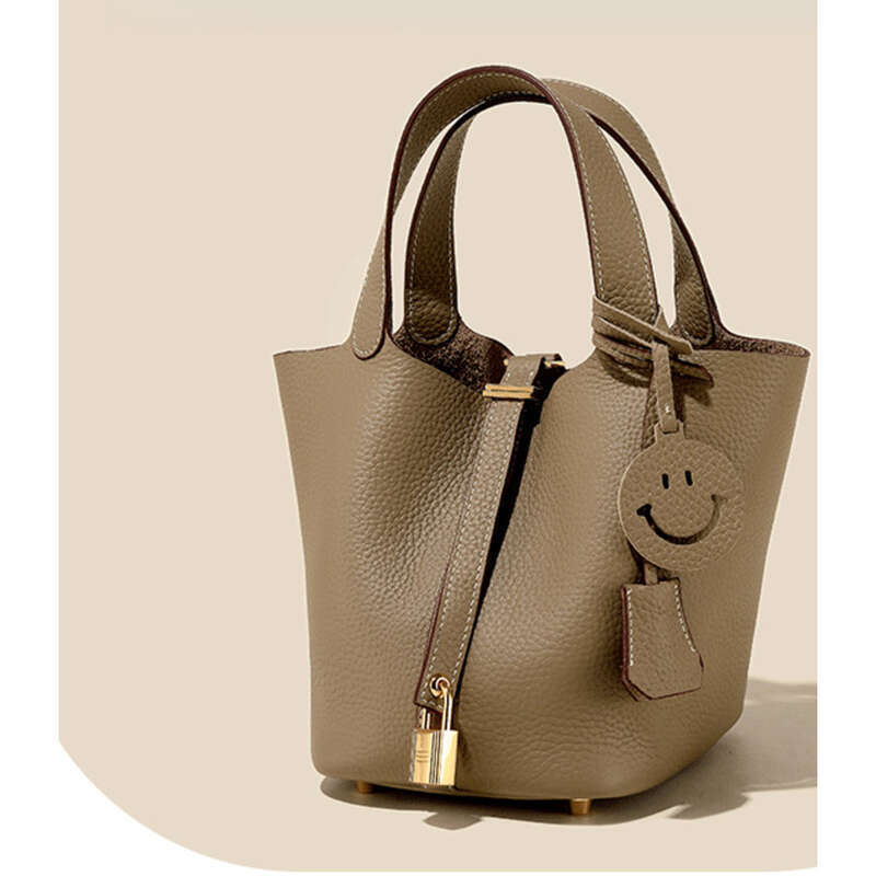 2025 Testa Pelle di Vacchetta Carta Verdura Cestino Multifunzionale Secchio Vera Pelle Borsa da Donna Borsa di Alta Qualità_voghion.com