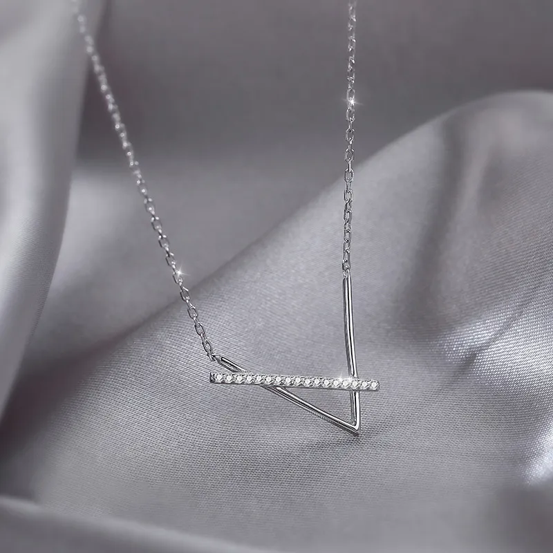 Collier minimaliste géométrique en zircon pour femme, chaîne de clavicule créative, classique, élégante et douce, pour mariage_voghion.com