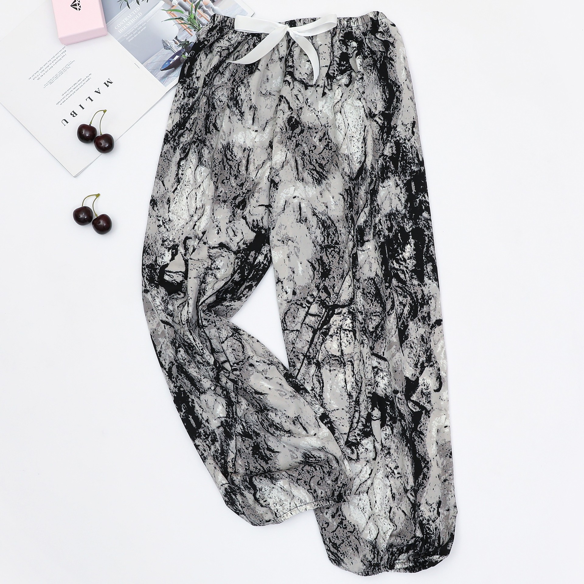 Women's Sleepwears  Thin breathable bloomers plus size loose casual ankle pants_voghion.com