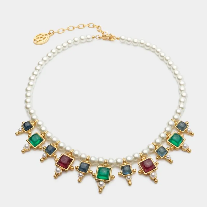 Pendant Necklaces Vintage Pearl Choker Necklace For Lady Runway Show Accessories JewelryPendant_voghion.com