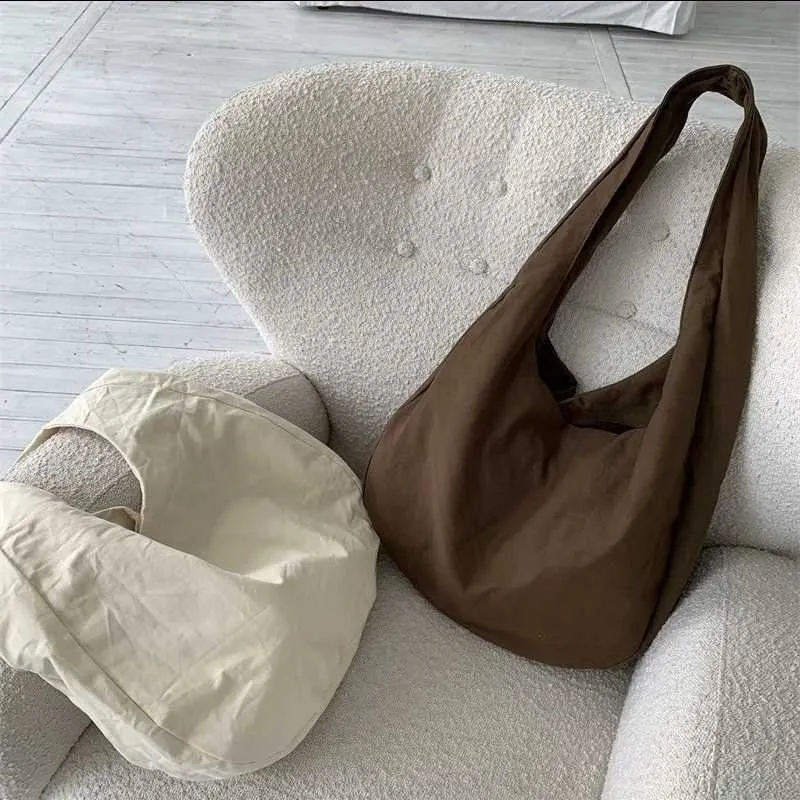 Grande borsa a tracolla retro in tela per donna stile hobo_voghion.com