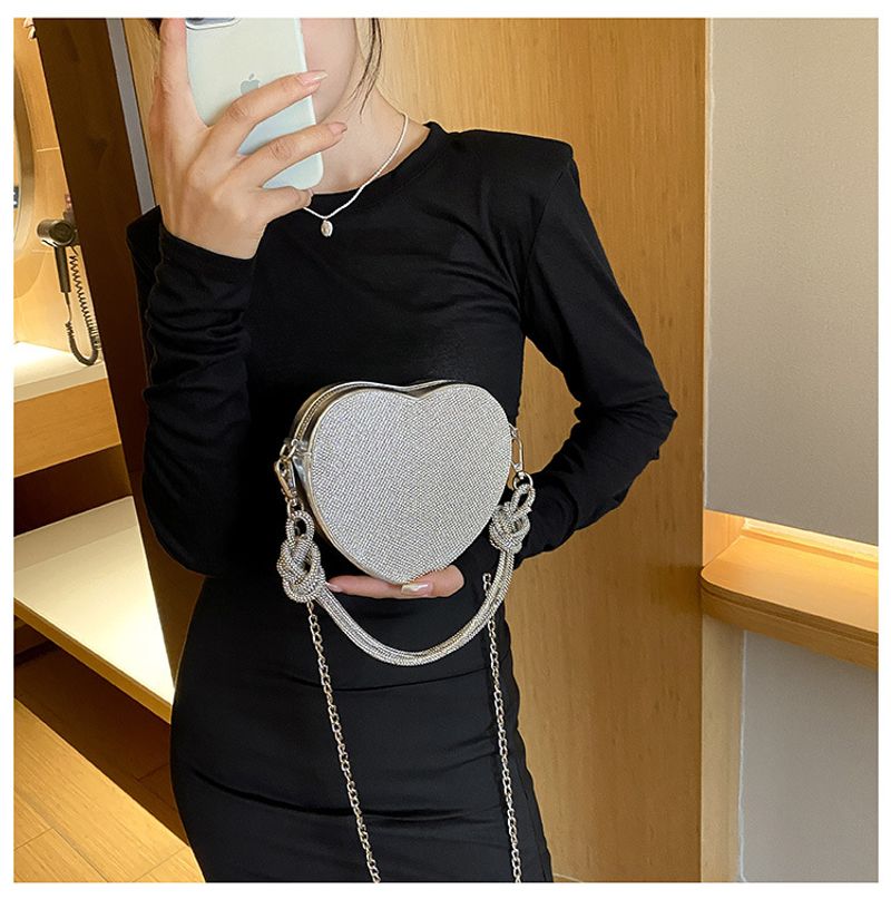 Andralyn Modische Love Modische, vielseitige Umhängetasche 2024 Neue Taschen Bankett Diamond Unterarmtasche für Damen_voghion.com