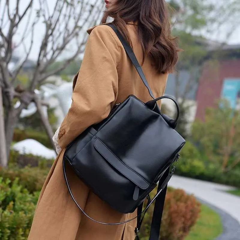 Women's Designer Backpack Soft Leather High Quality Fashion Bag_voghion.com