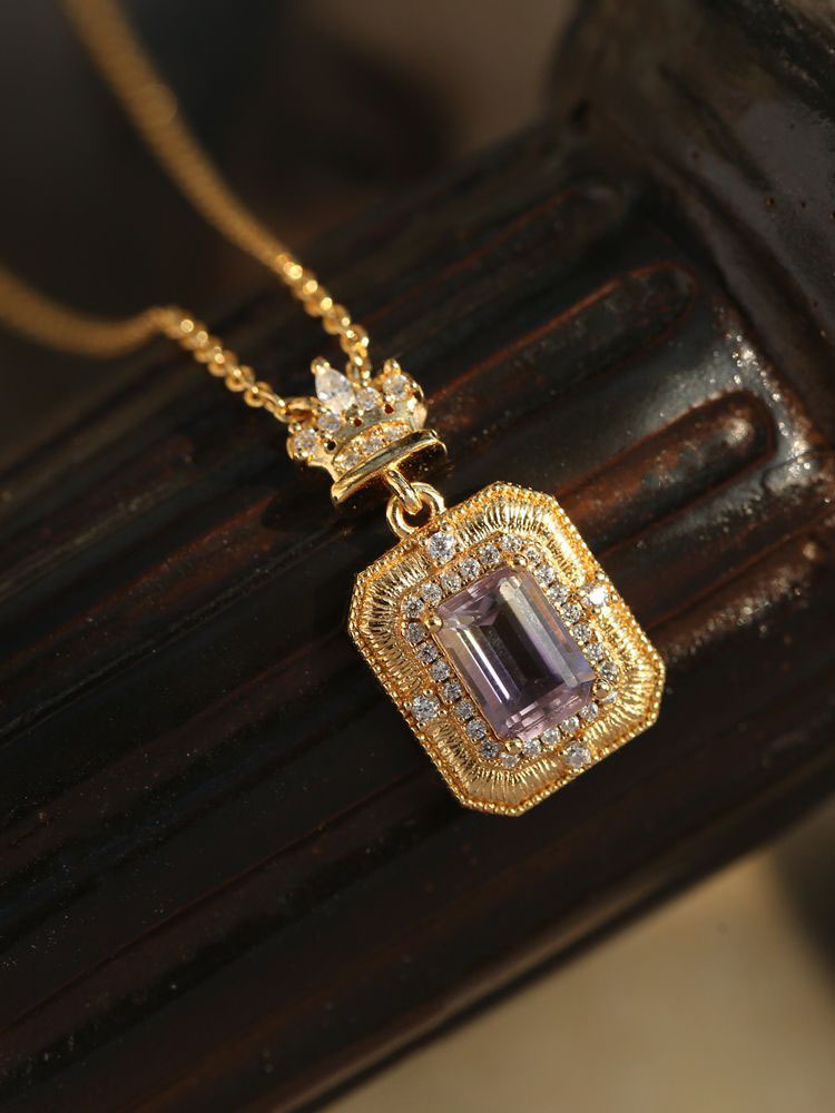 Flacon de parfum Proust Améthyste collier médiéval plaqué or chaîne clavicule brossée femme_voghion.com