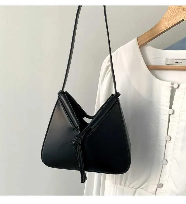 Triangle Shoulder Bag Women Leather Foldable Small Crossbody Bag_voghion.com