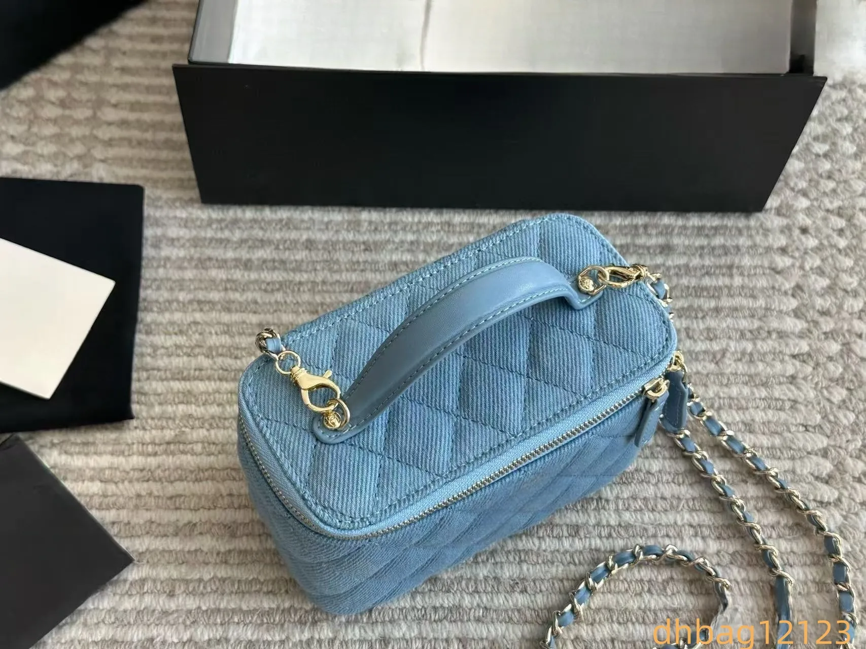 Ladies' Cowboy Box Designer Top Handle Filling Pads Cross Shoulder Makeup Caid Lipstick Stand Mini Retro Chain Coin_voghion.com