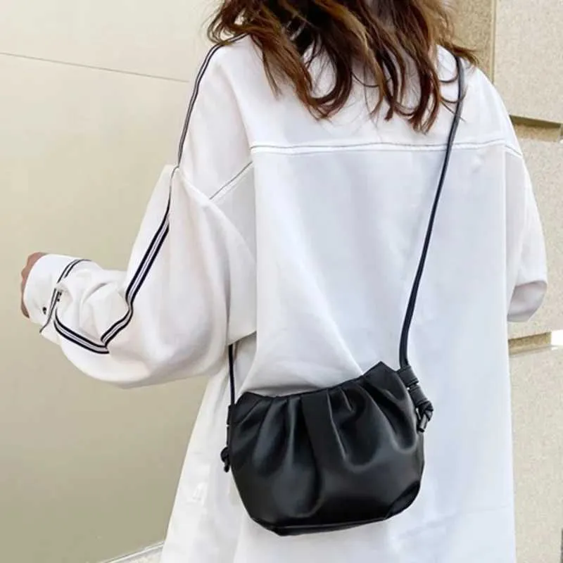Módní dámská ramenní taška, nový příjezd, crossbody, jednobarevná, skládaný design, dámská mini zipová taška přes rameno, Cloud Bag_voghion.com