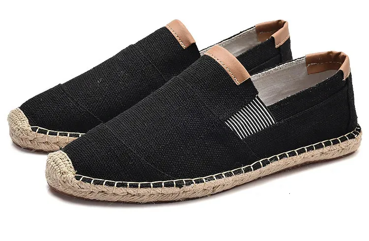 Atmungsaktive Freizeitschuhe aus Segeltuch für Herren im chinesischen Stil, weiche Slip-On-Espadrilles für Herren, Halbschuhe 240611_voghion.com