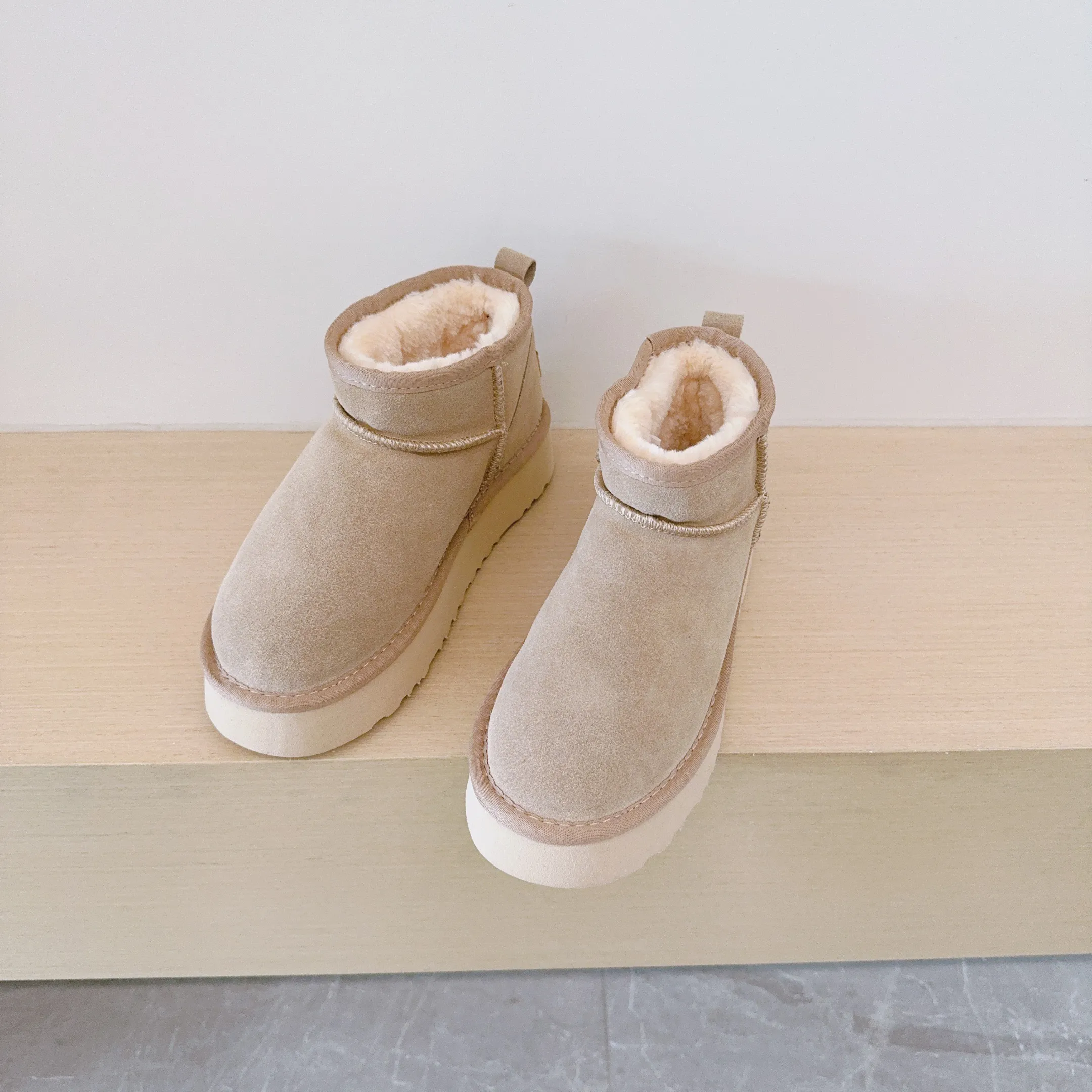 Ultra Mini Boot Designer Womans Platform Snow Boots Australia Fur Warm Shoes Real Leather Chesut Ankle Fluffy Booties_voghion.com