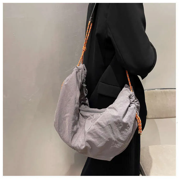 Large Capacity Casual Shoulder Student Classes Dumpg Bag Soft Pure Color Crossbody_voghion.com