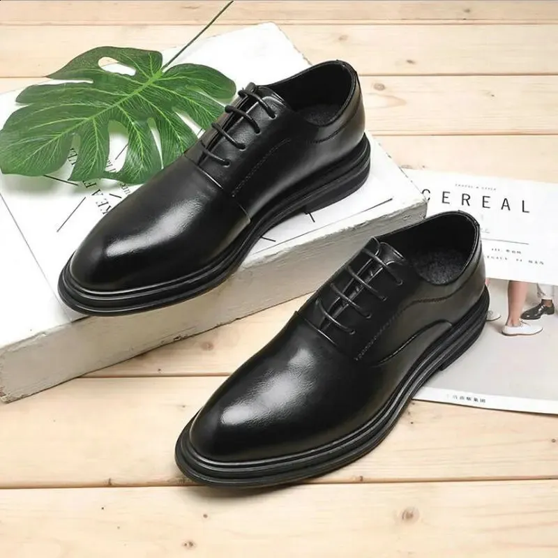 Oxford-Schuhe fürs Büro, spitz, schwarz-braun, mit Spitze, formelle Hochzeitsschuhe für Herren, 569 240911_voghion.com