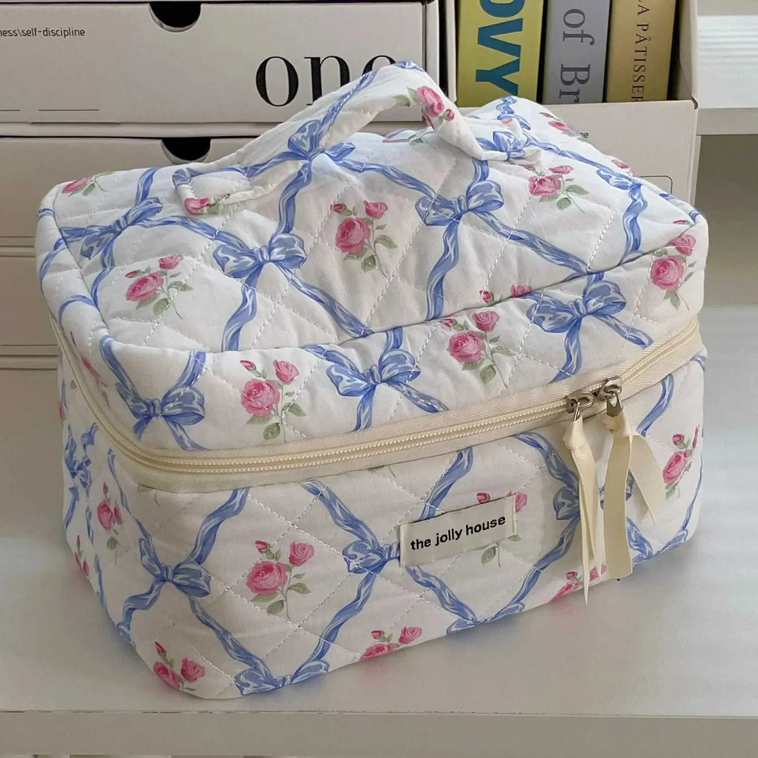 Niedliche Schleife, gesteppte Baumwolle, Reißverschluss, Make-up-Organizer, Handtasche, tragbare Toilettenbox für Damen, Y241023_voghion.com