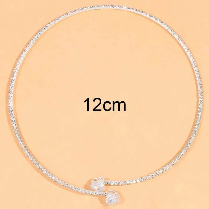 Collane con ciondolo Moda Strass Grandi Perle Cuore Choker per le donne Semplice Collana con colletto aperto Torque Gioielli_voghion.com