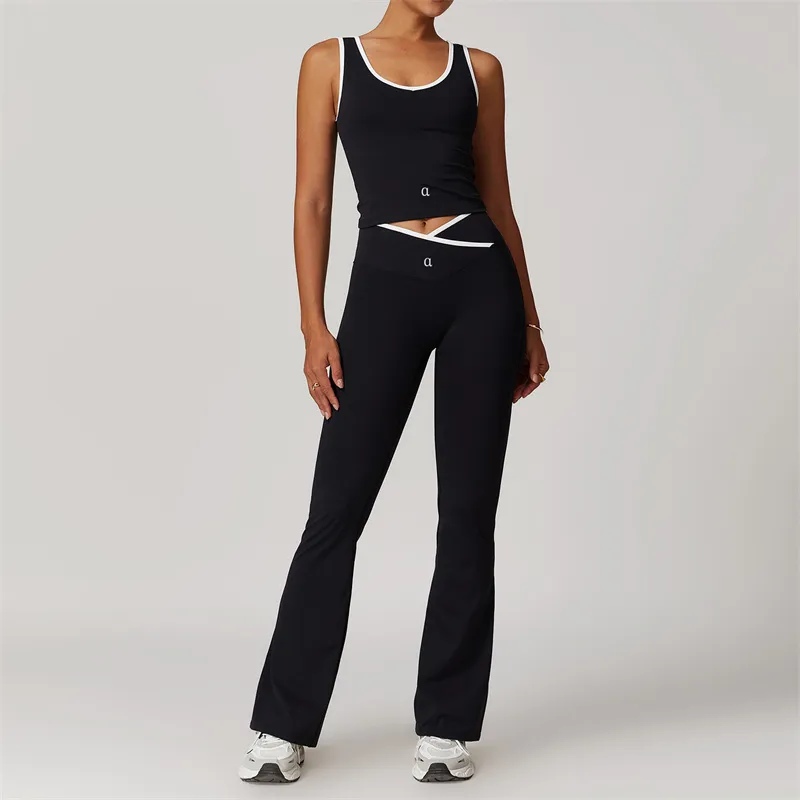 8843 Yoga Set Dames Tweedelige bralette Gym Trainingspakken BH Fiess Shorts Fared Broek Workout Sportkleding_voghion.com