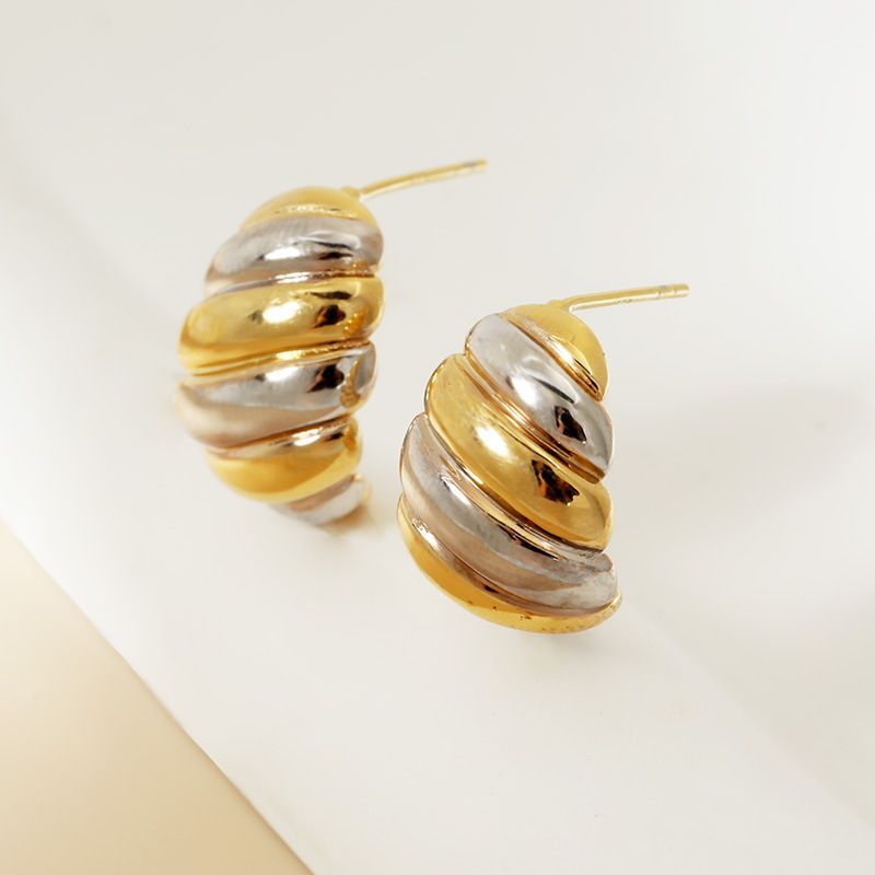 Boucles d'oreilles à clous en corne assortie à double couleur en argent plaqué or pour femmes, boucles d'oreilles légères rouges assorties_voghion.com