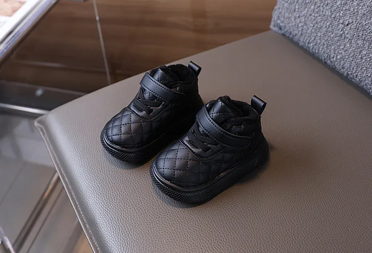 Littlesprouts Baumwollstiefel für Kinder, warm, für den Winter, neue Plüschstiefel für Jungen und Mädchen, verdickte weiche Sohle, rutschfeste Kleinkinderschuhe, Größe 16–26_voghion.com