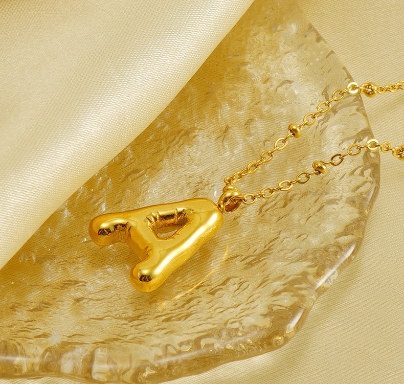 Collier avec pendentif lettre initiale bijou acier inoxydable_voghion.com